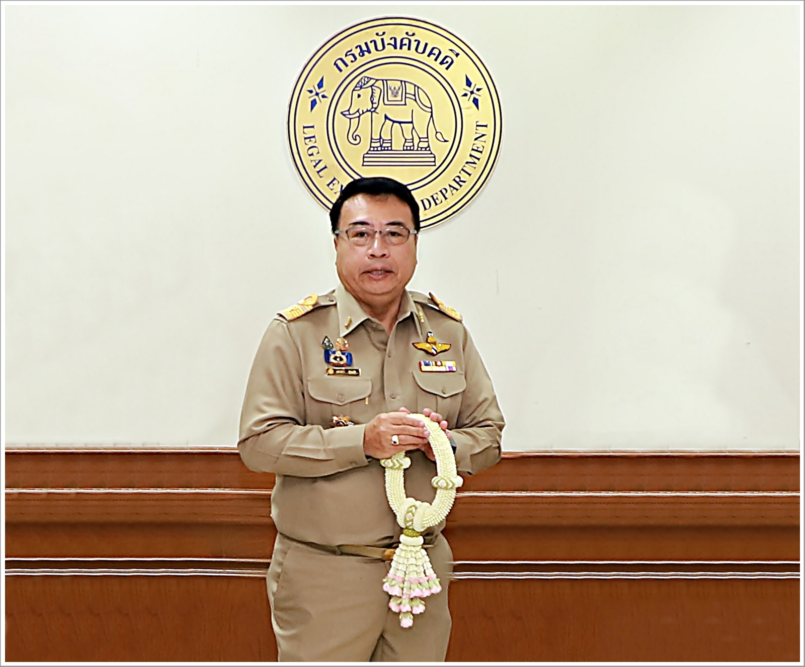 คณะผู้บริหารกรมบังคับคดี เข้าสวัสดีปีใหม่ พ.ศ. 2569 อธิบดีกรมบังคับคดี